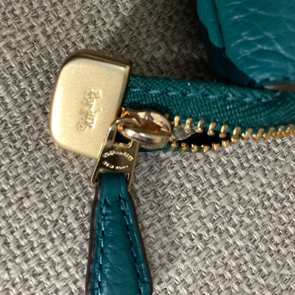 Coach Vintage Teal Wristlet/Clutch - Picture 7 of 8
